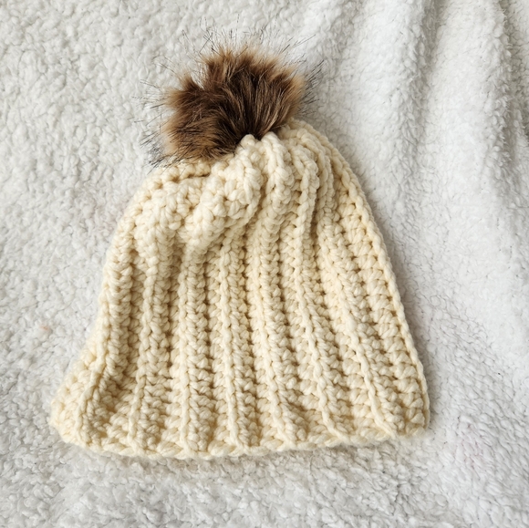Winter toques/ hats ‼️ (3/$25) - Picture 4 of 10